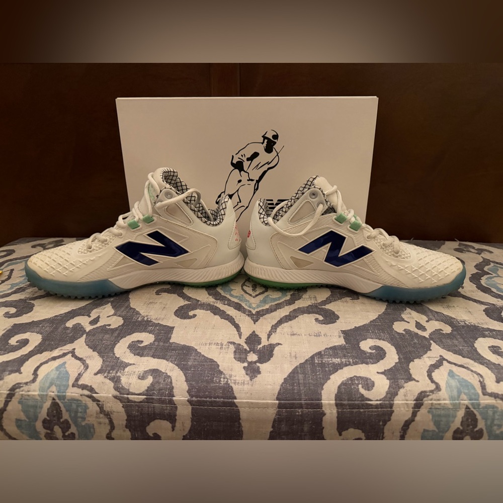 New Balance Ohtani 1 Lab Work Turf Shoes - Picture 5 of 6